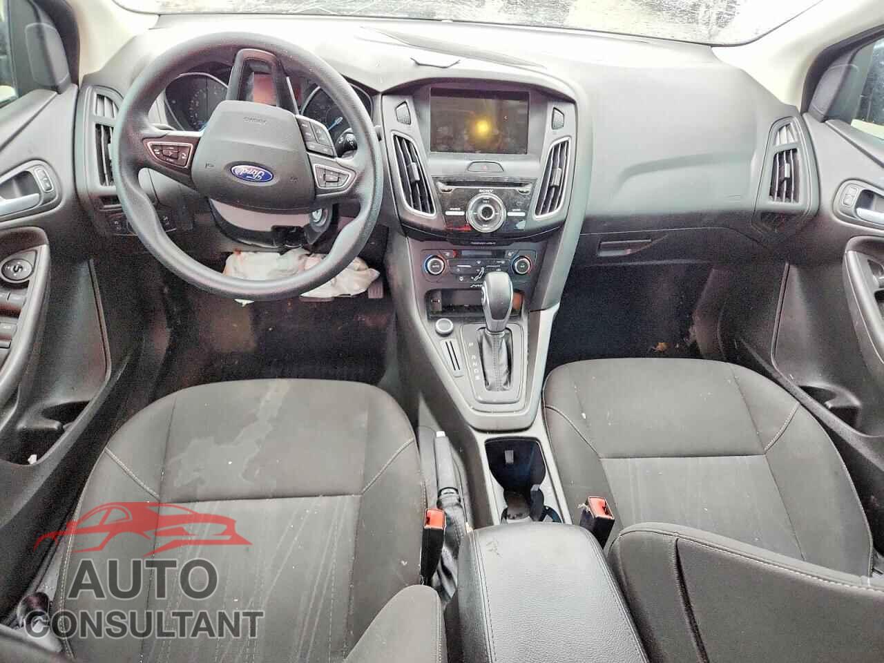FORD FOCUS 2017 - 1FADP3H2XHL276528
