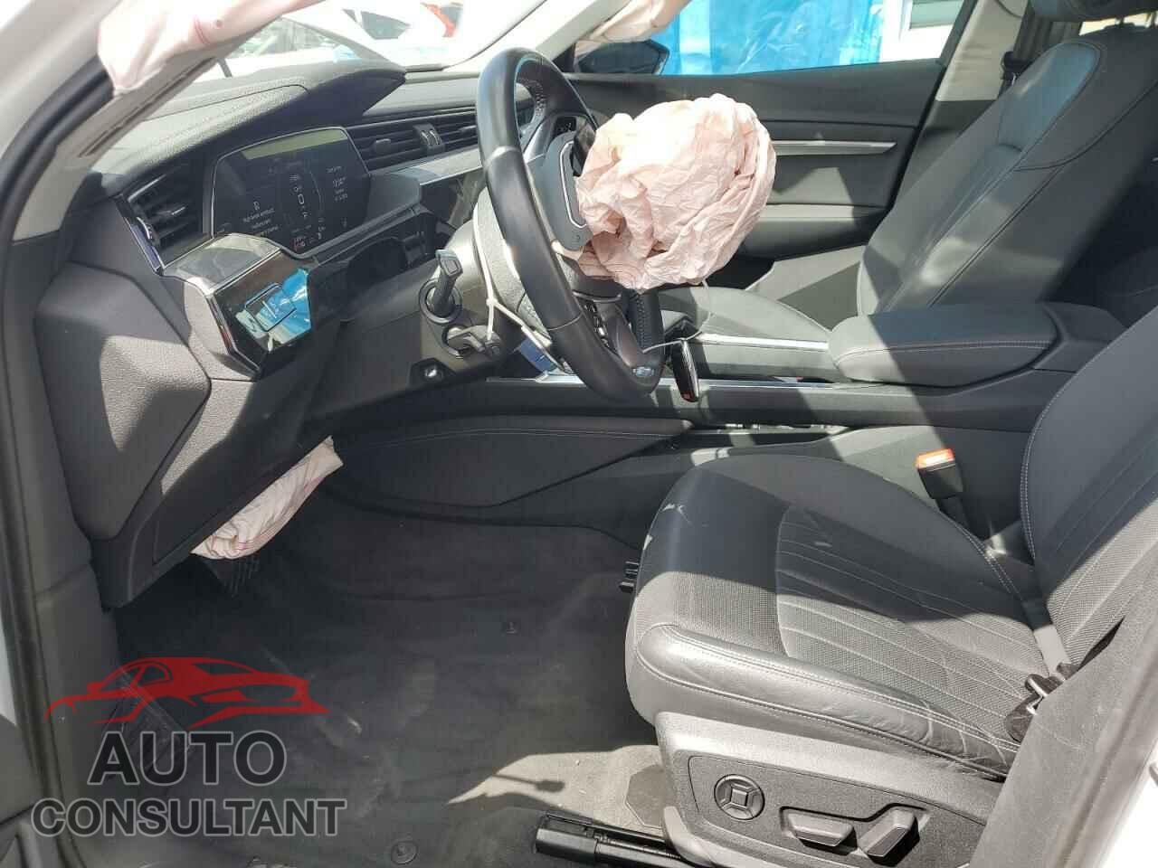 AUDI E-TRON 2021 - WA1LAAGE1MB004760