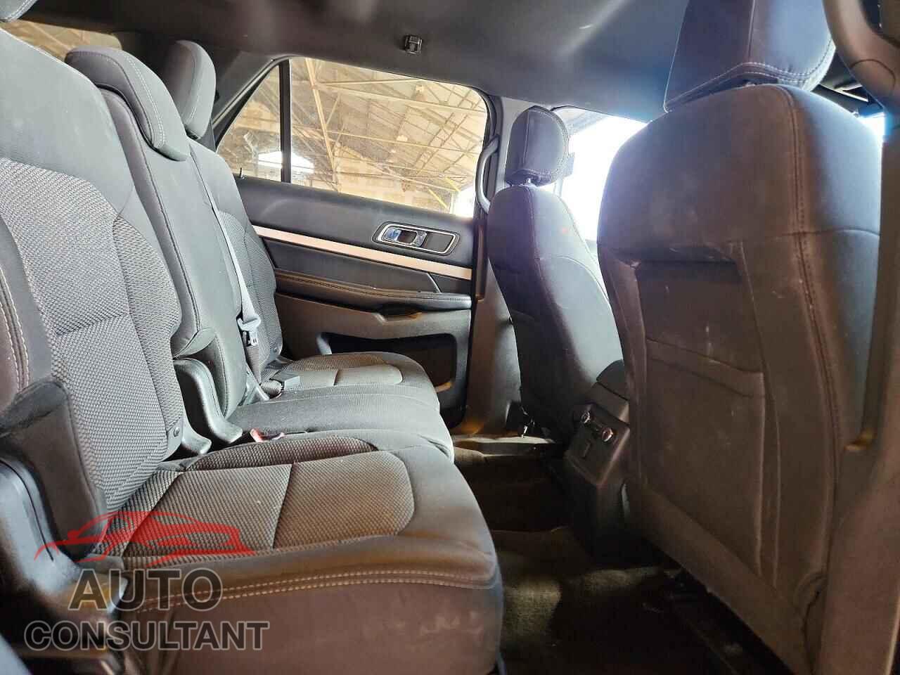 FORD EXPLORER 2017 - 1FM5K7D85HGC63575