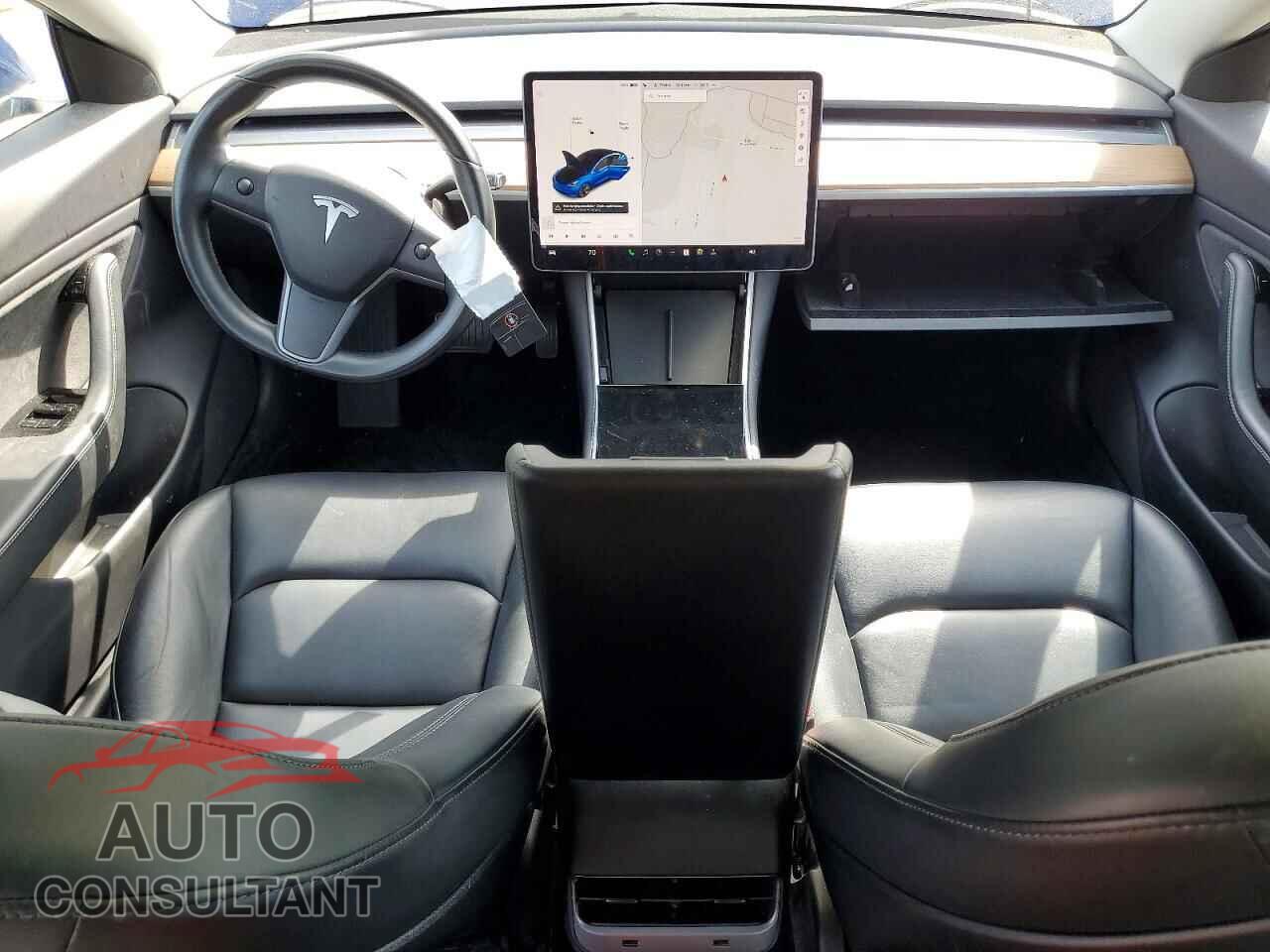 TESLA MODEL 3 2019 - 5YJ3E1EA3KF308841