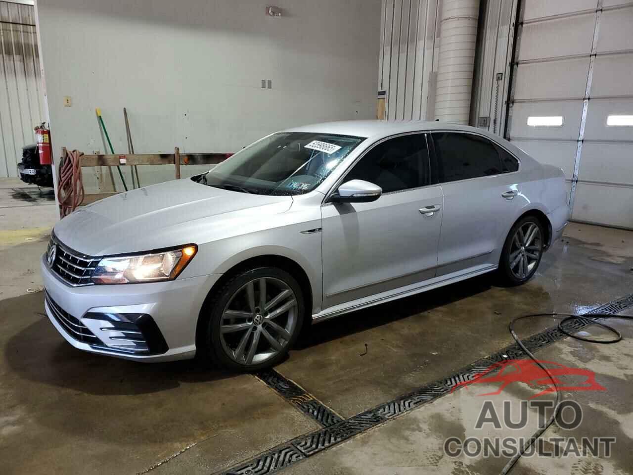 VOLKSWAGEN PASSAT 2017 - 1VWDT7A35HC045002