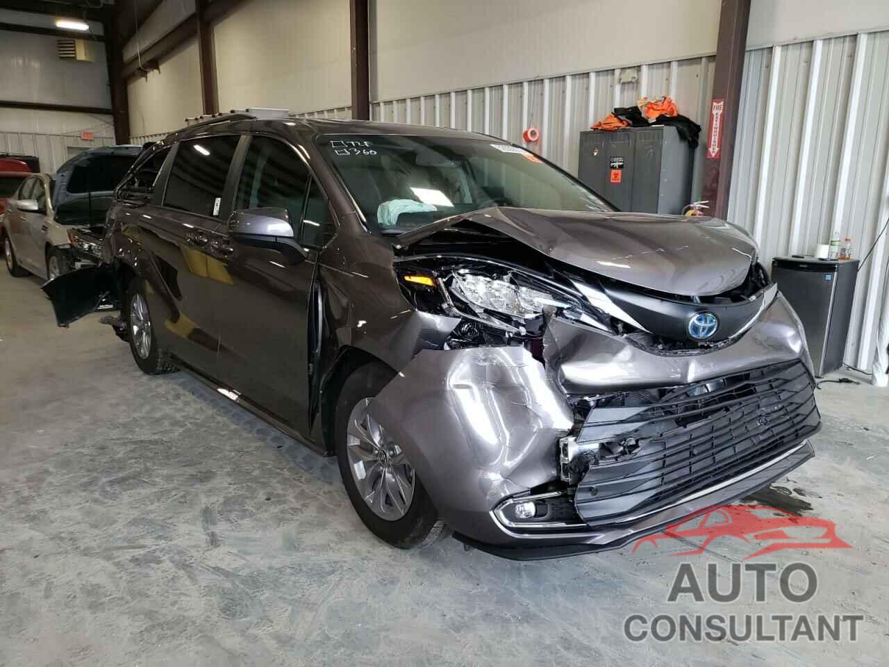 TOYOTA SIENNA 2022 - 5TDYRKEC8NS097959