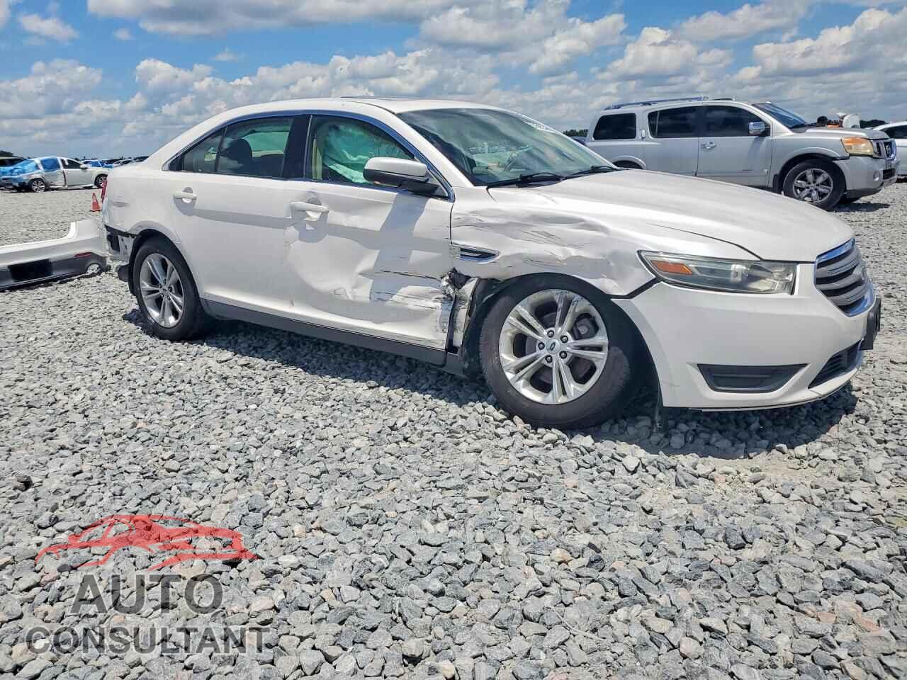FORD TAURUS 2013 - 1FAHP2E88DG228517