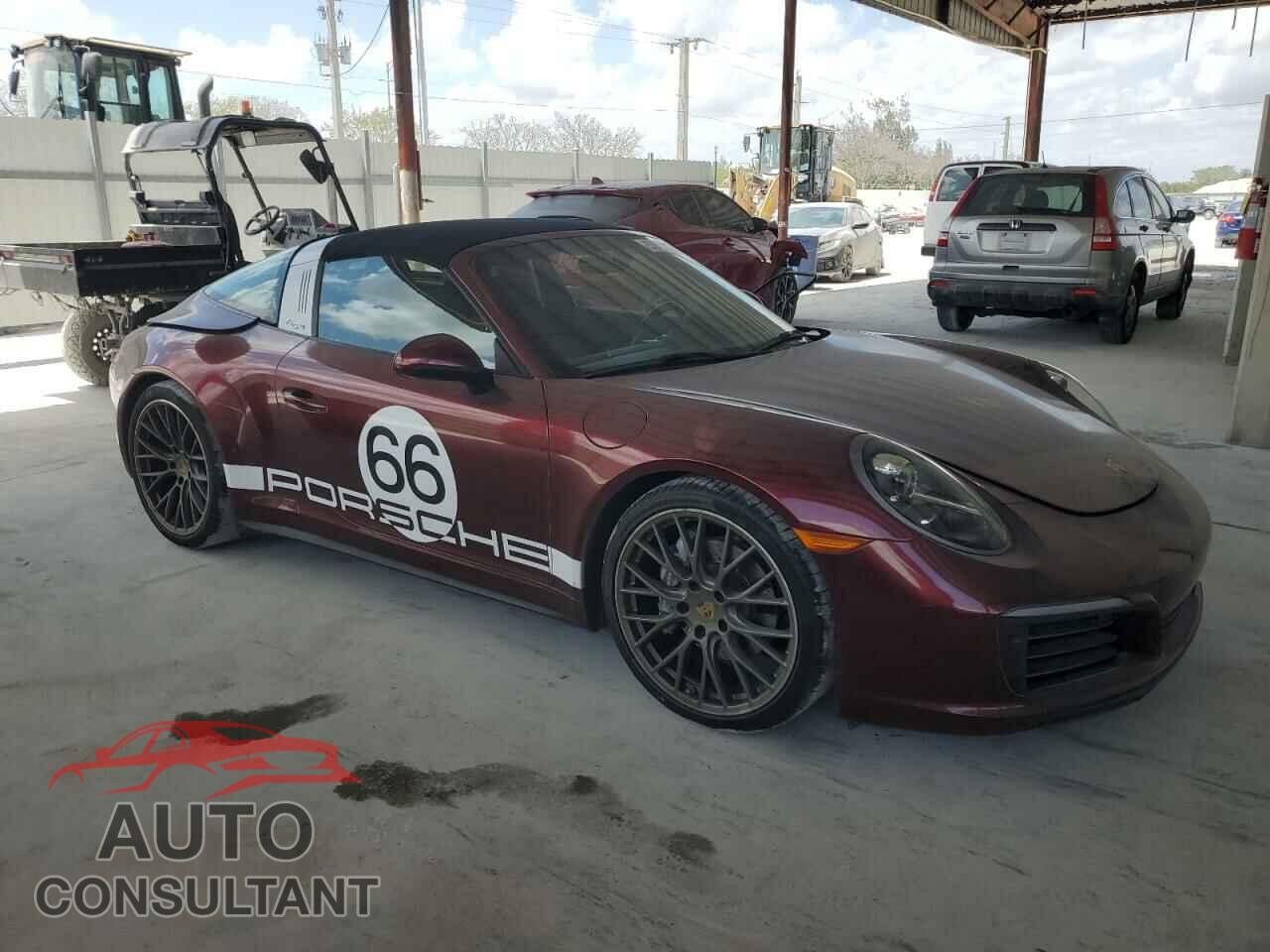 PORSCHE 911 2019 - WP0BA2A90KS120144