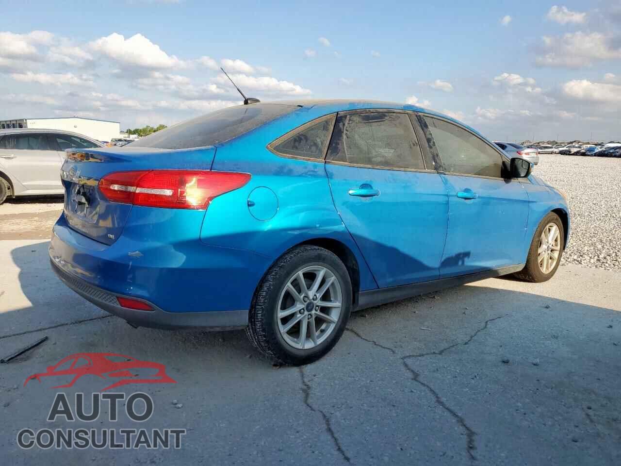 FORD FOCUS 2017 - 1FADP3F23HL204492