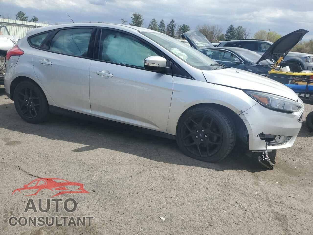 FORD FOCUS 2016 - 1FADP3K2XGL296365