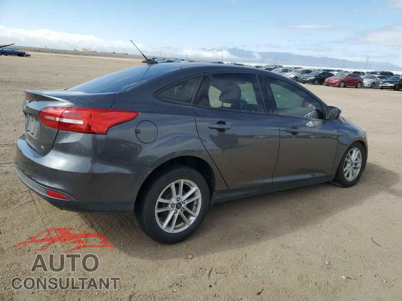FORD FOCUS 2017 - 1FADP3F24HL244774