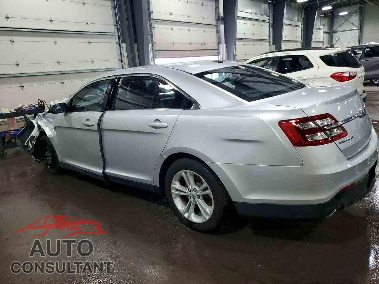 FORD TAURUS 2019 - 1FAHP2E84KG100921