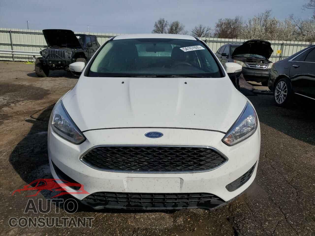FORD FOCUS 2017 - 1FADP3FE8HL266626
