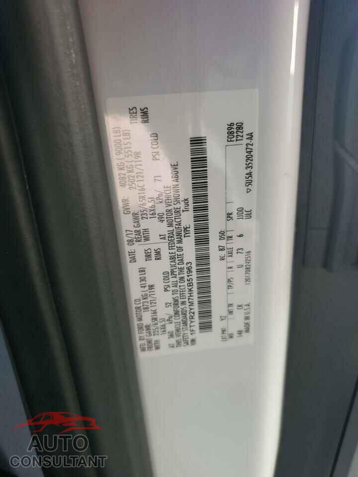 FORD TRANSIT 2017 - 1FTYR2YM7HKB51963