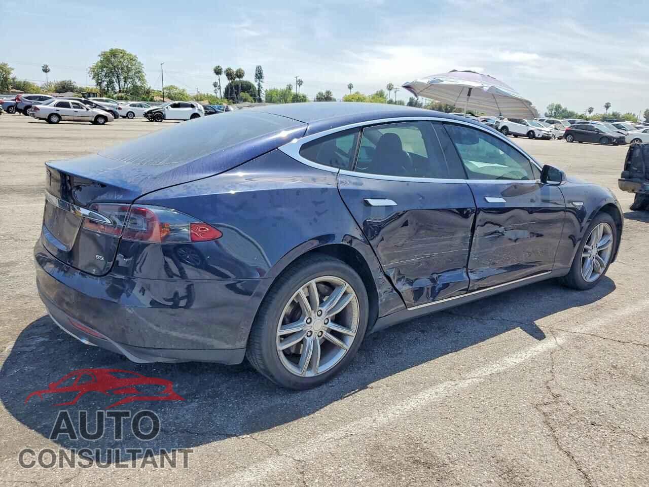 TESLA MODEL S 2015 - 5YJSA1H12FFP79792
