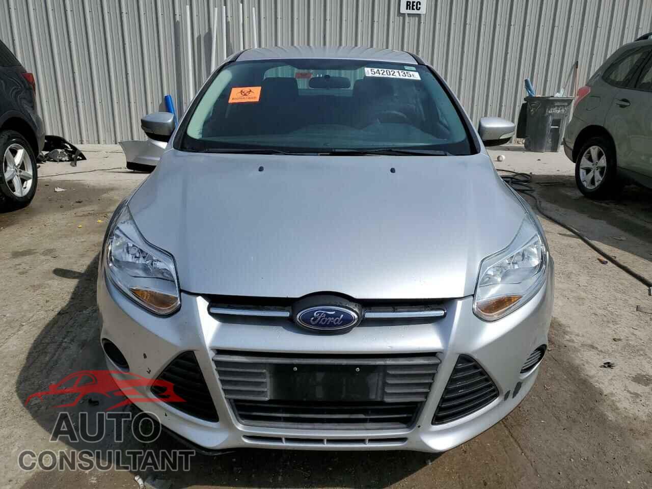 FORD FOCUS 2013 - 1FADP3F27DL313550