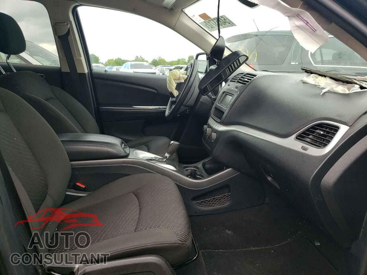DODGE JOURNEY 2019 - 3C4PDCBB2KT870907
