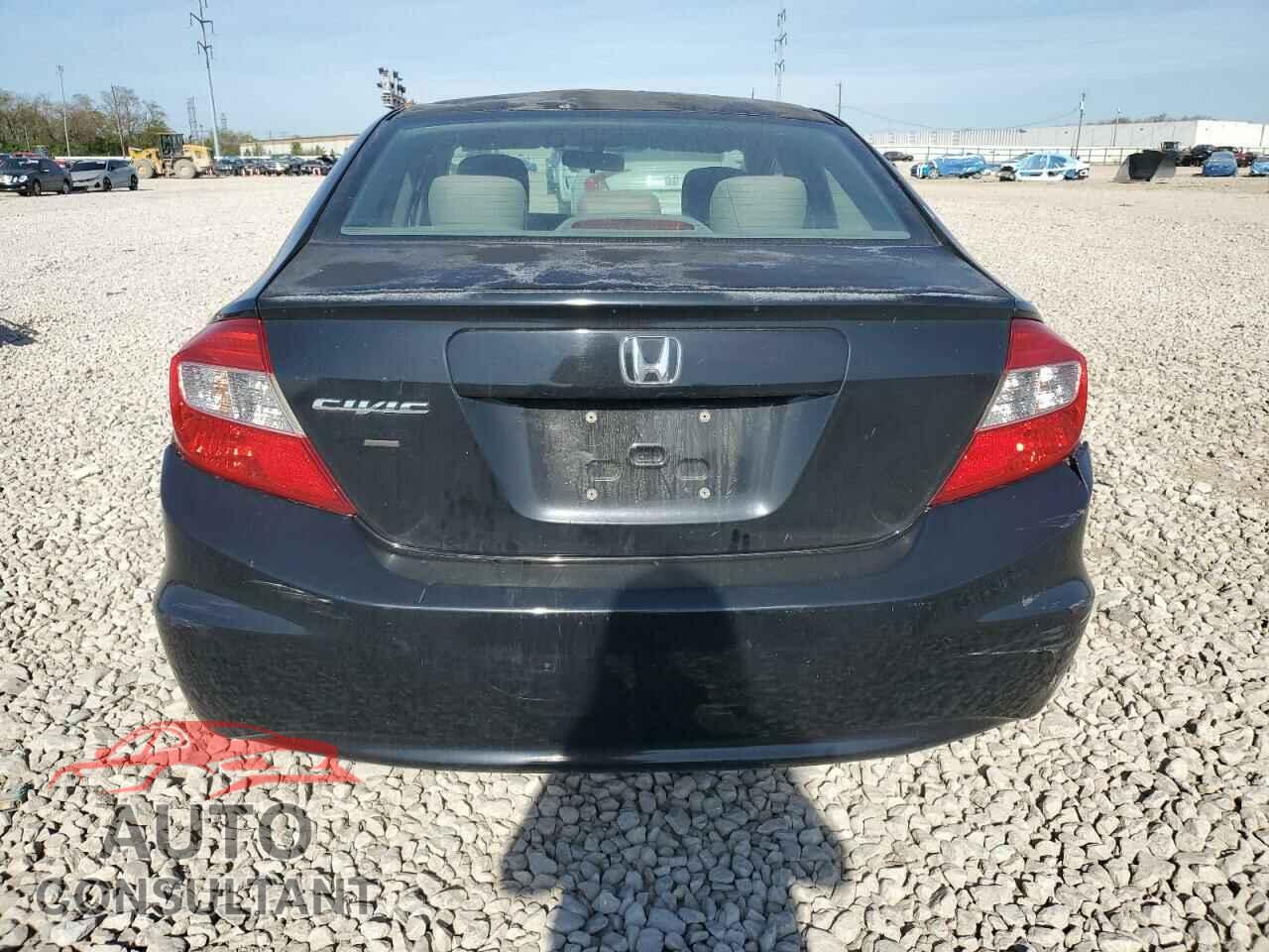 HONDA CIVIC 2012 - 2HGFB2F56CH588345