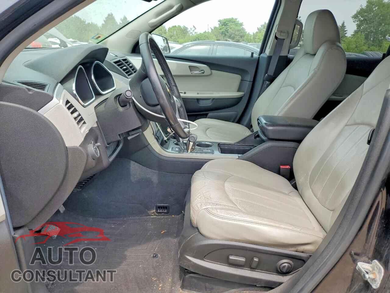 CHEVROLET TRAVERSE 2011 - 1GNKVLED2BJ201815