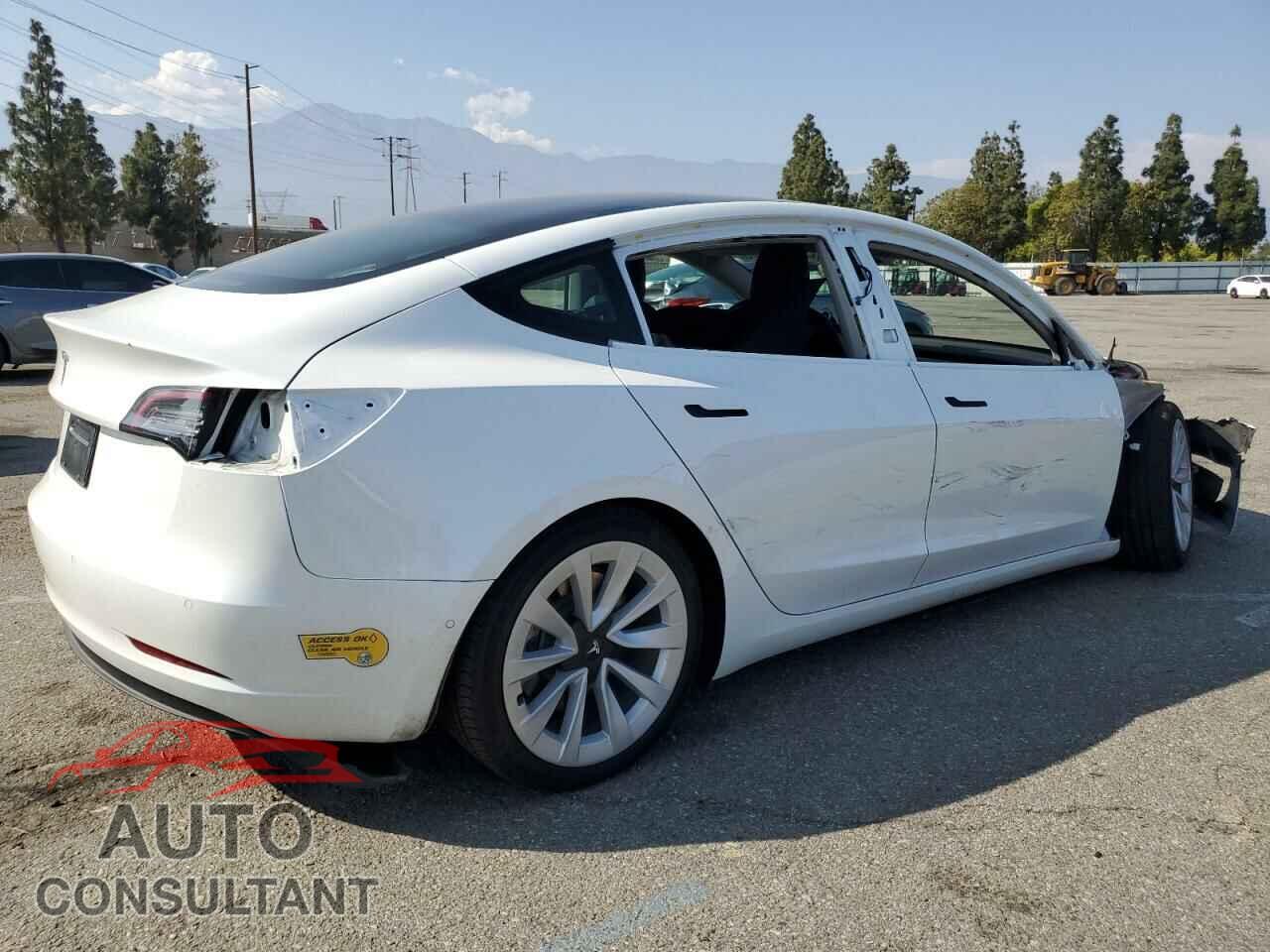 TESLA MODEL 3 2021 - 5YJ3E1EAXMF068402