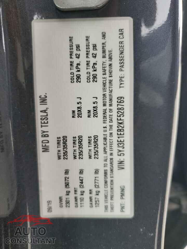 TESLA MODEL 3 2019 - 5YJ3E1EB2KF528769