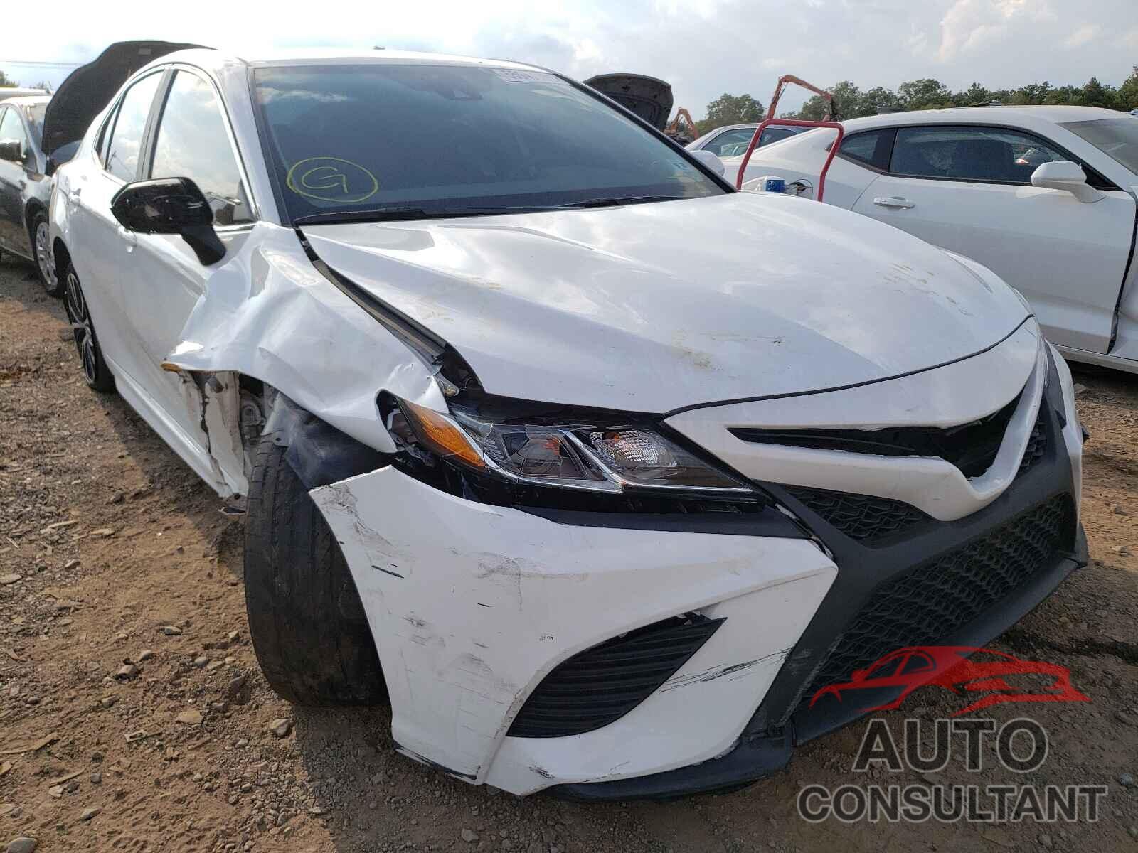 TOYOTA CAMRY 2020 - 4T1G11AK0LU500041