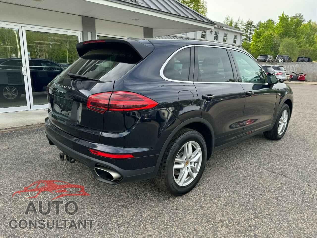 PORSCHE CAYENNE 2017 - WP1AA2A29HKA89224