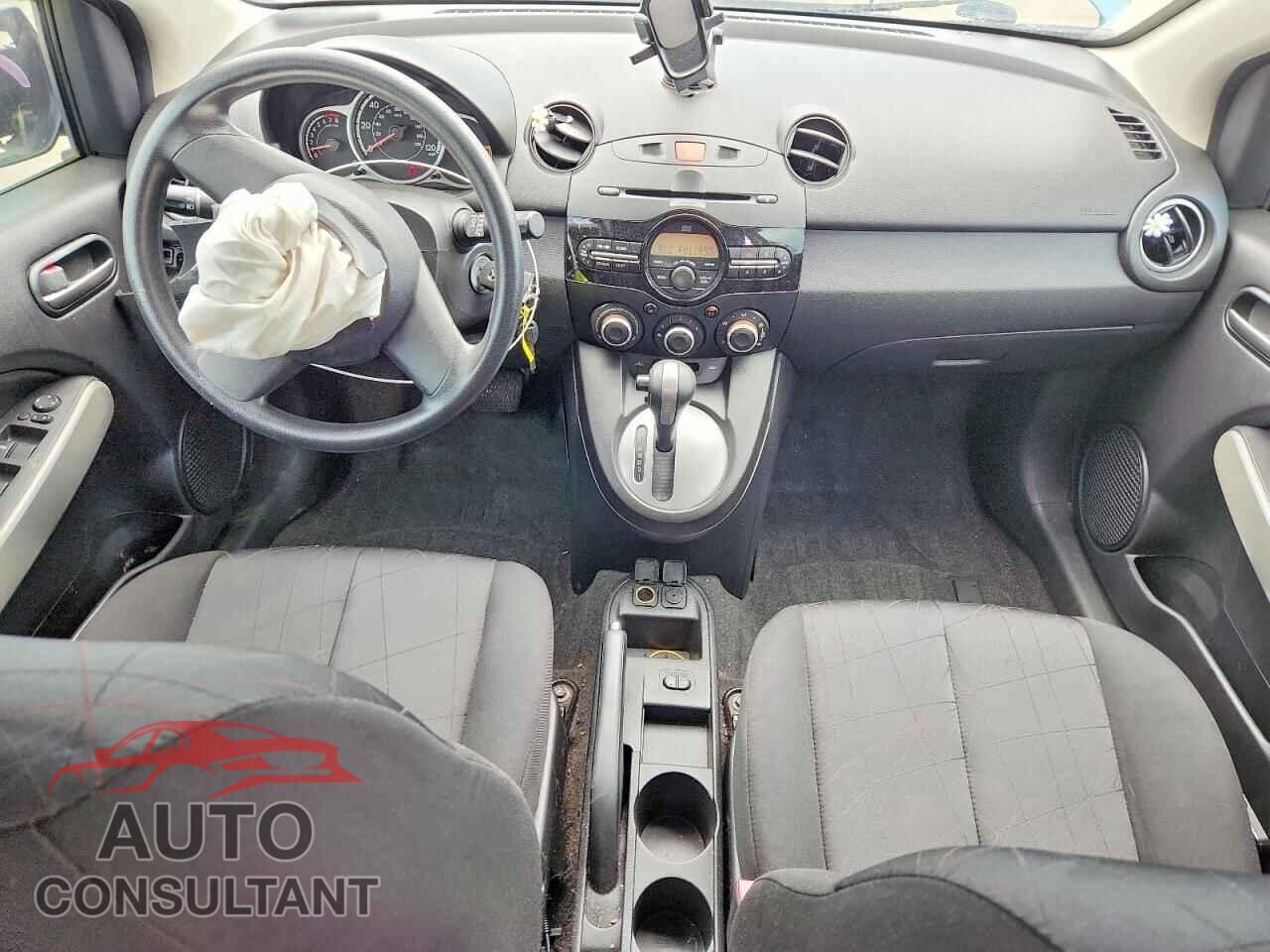 MAZDA 2 2012 - JM1DE1KZ7C0147103