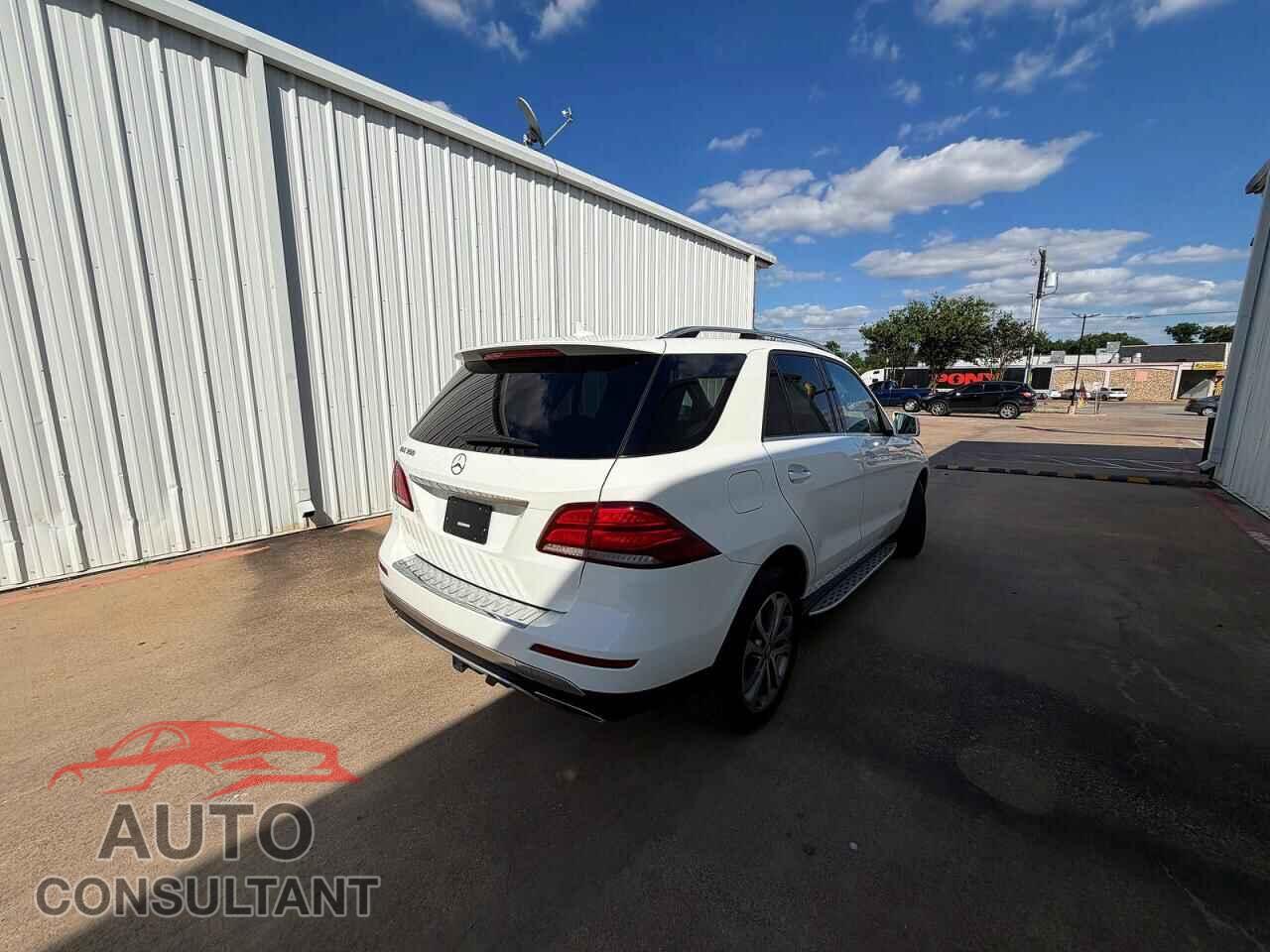 MERCEDES-BENZ GLE-CLASS 2016 - 4JGDA5JB7GA789324