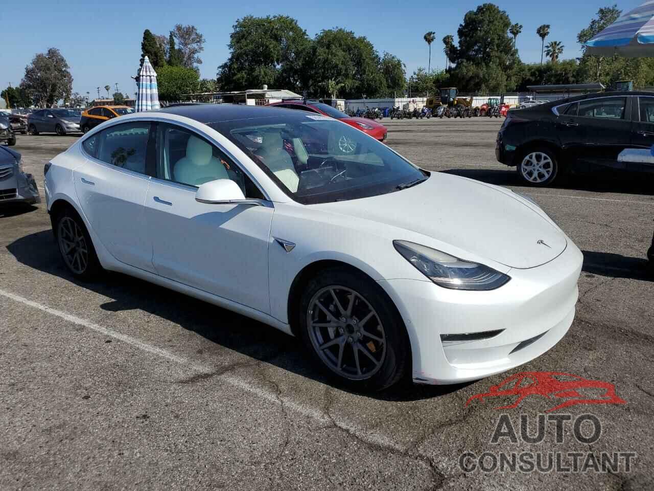 TESLA MODEL 3 2018 - 5YJ3E1EB7JF096808