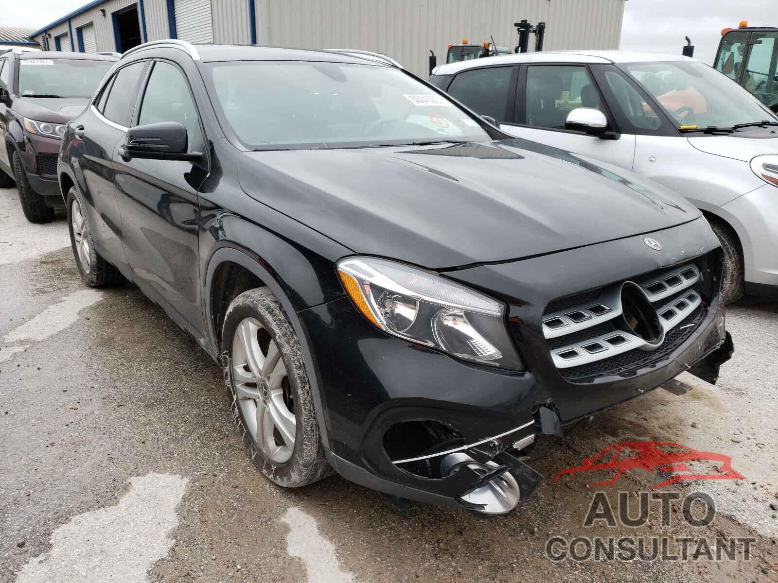 MERCEDES-BENZ GLA-CLASS 2018 - WDCTG4EB0JJ450814