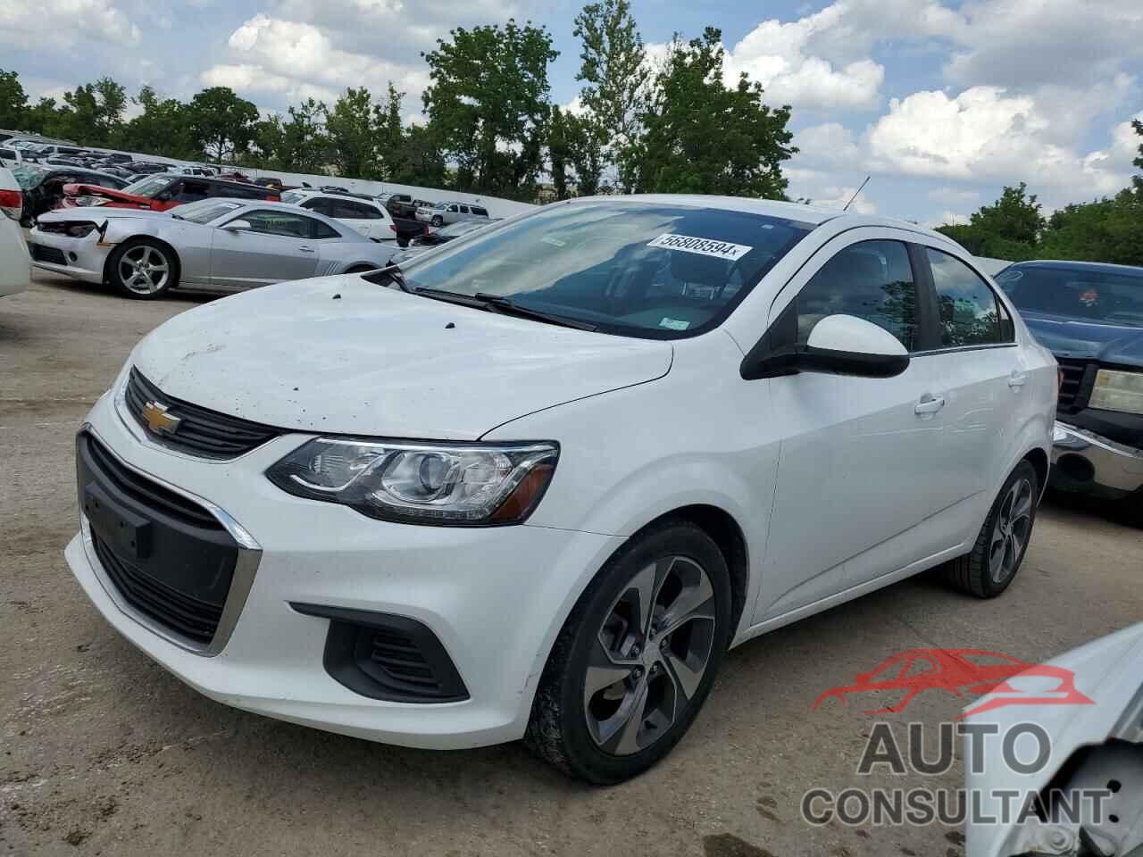 CHEVROLET SONIC 2019 - 1G1JF5SB7K4124477