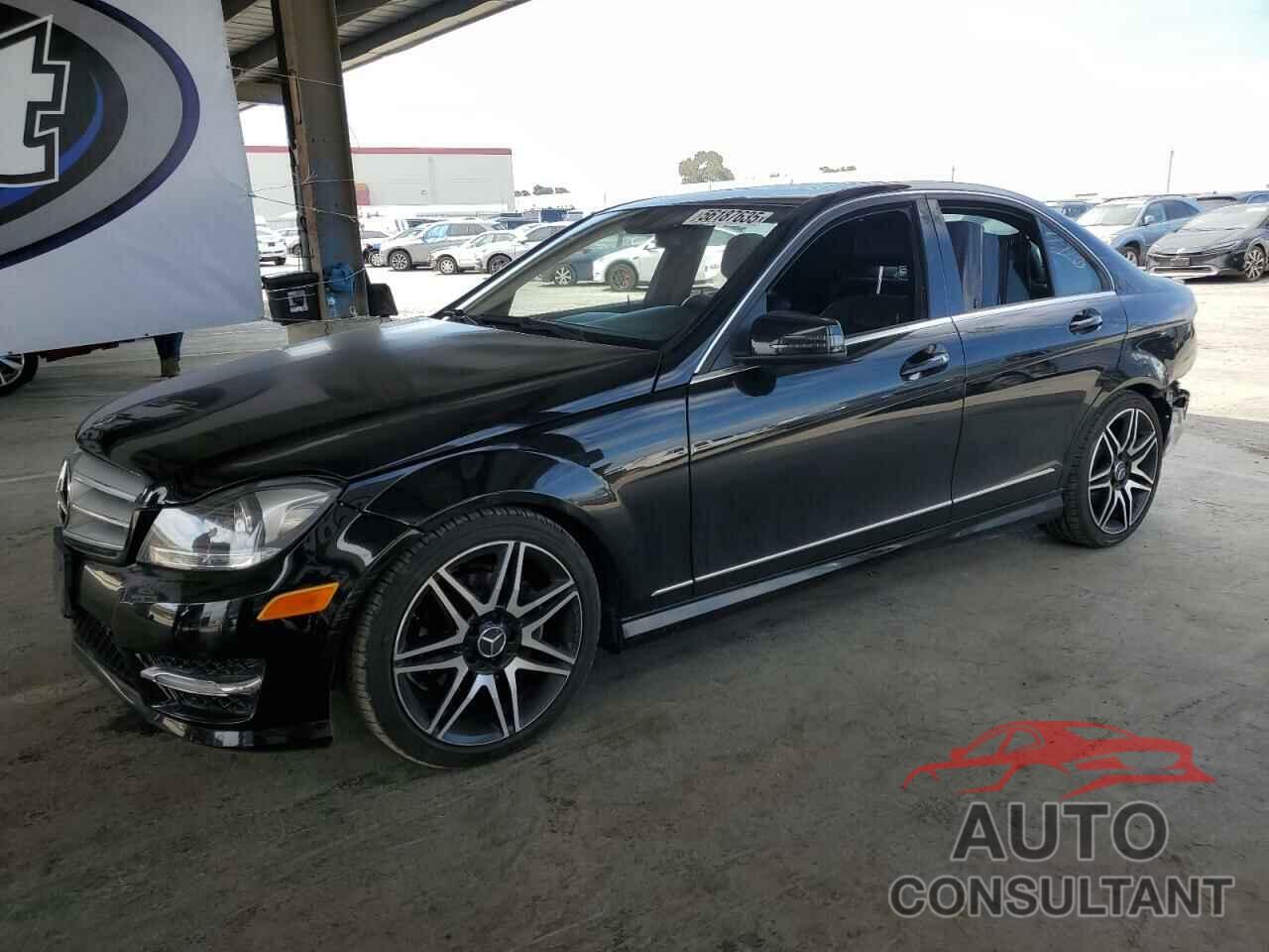 MERCEDES-BENZ C-CLASS 2013 - WDDGF4HB1DA804551