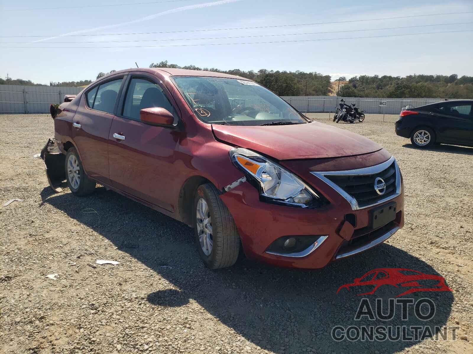 NISSAN VERSA 2018 - 3N1CN7AP1JL821375