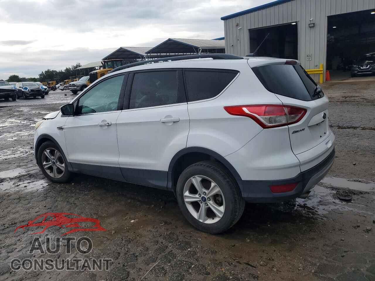 FORD ESCAPE 2015 - 1FMCU0G99FUB09432