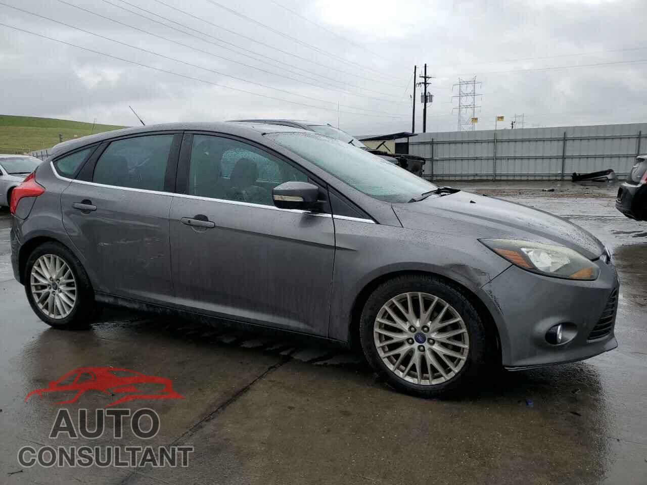 FORD FOCUS 2014 - 1FADP3N27EL297952