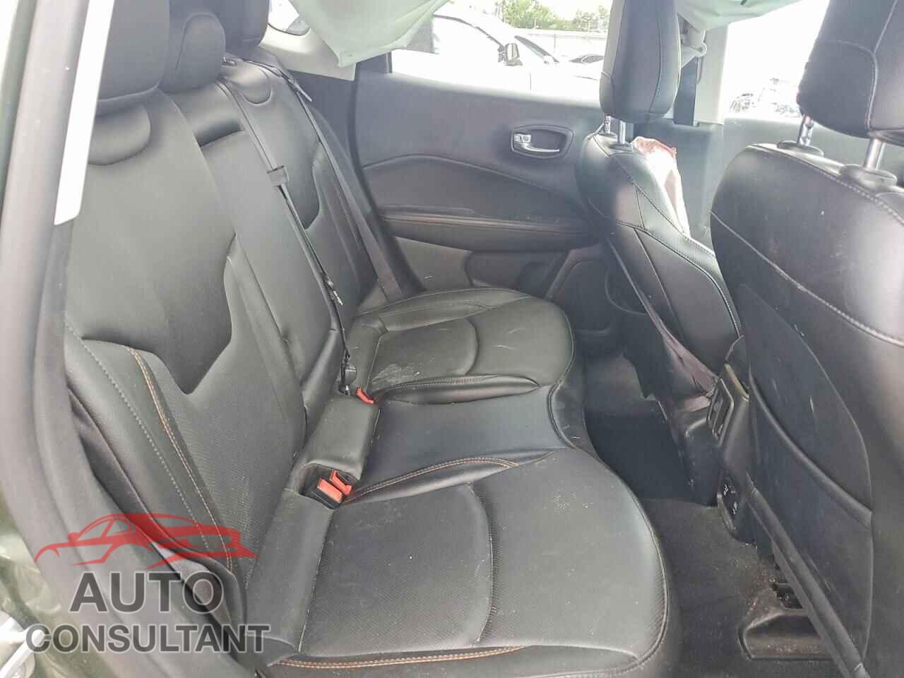 JEEP COMPASS 2021 - 3C4NJDCB9MT561104