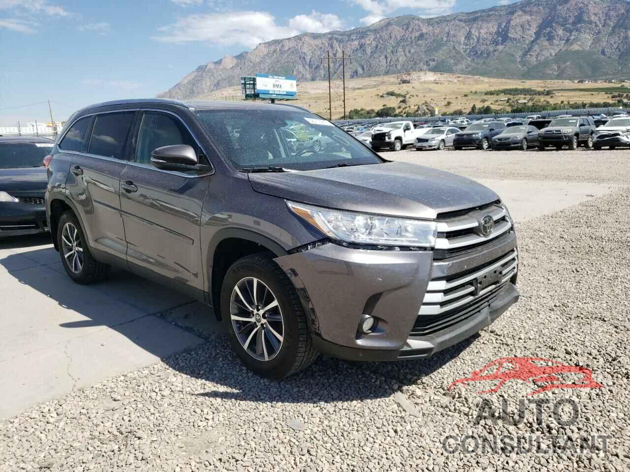 TOYOTA HIGHLANDER 2019 - 5TDJZRFH1KS570150