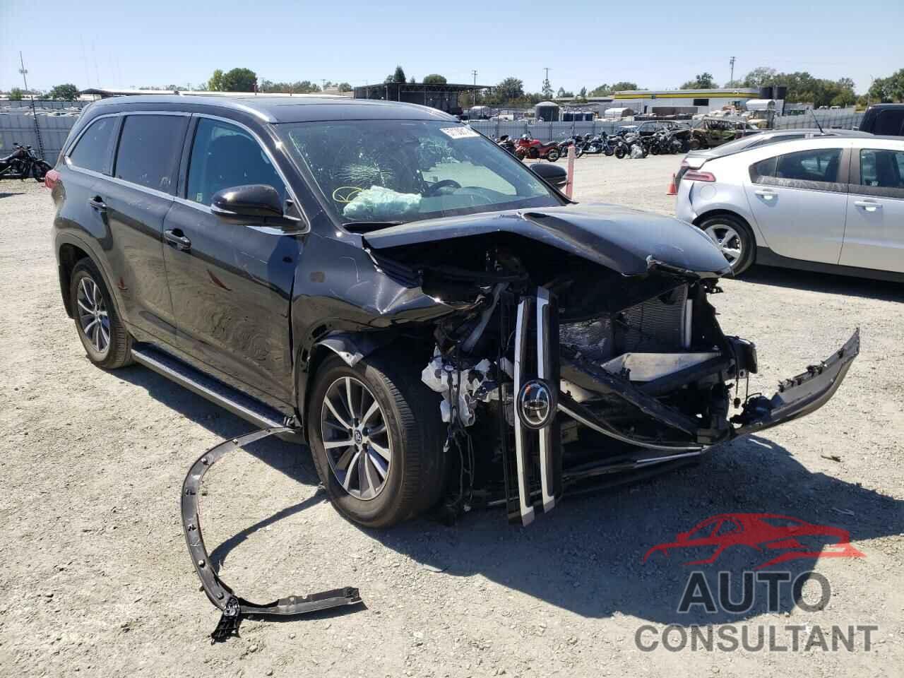 TOYOTA HIGHLANDER 2018 - 5TDJZRFH4JS829793