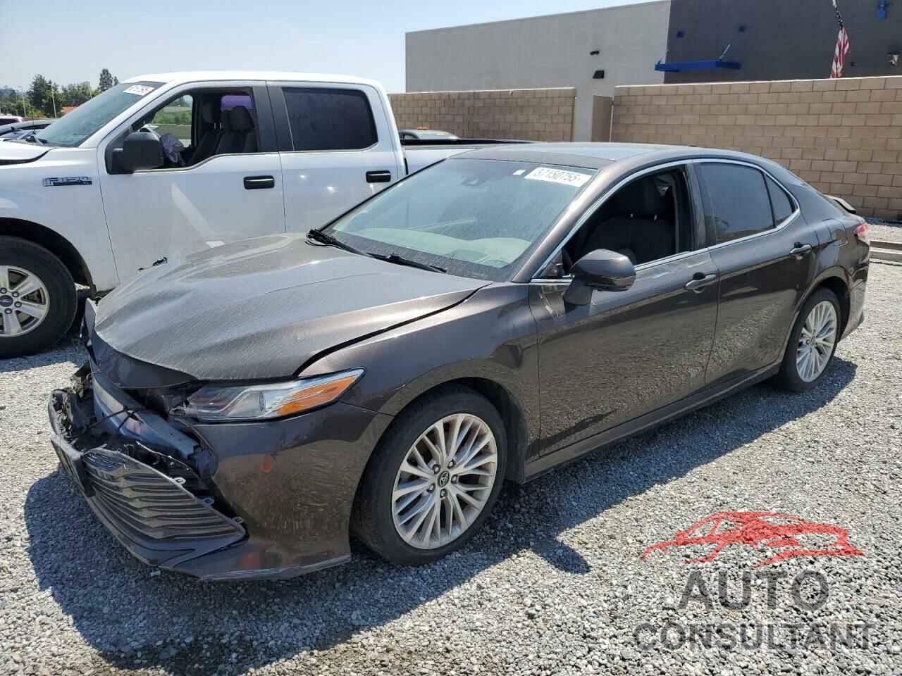 TOYOTA CAMRY 2018 - 4T1BZ1HK3JU011445