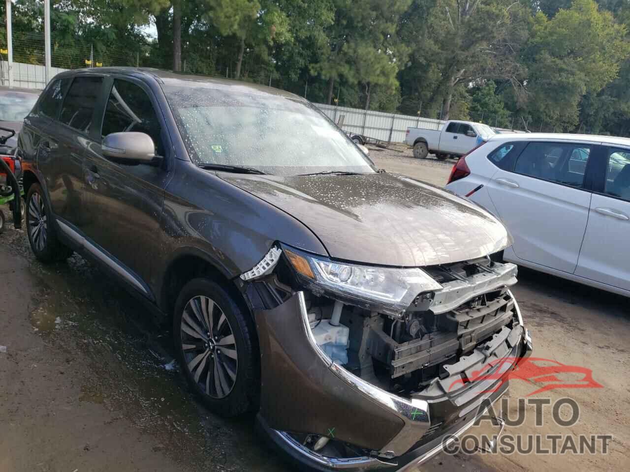 MITSUBISHI OUTLANDER 2019 - JA4AD3A32KZ036851