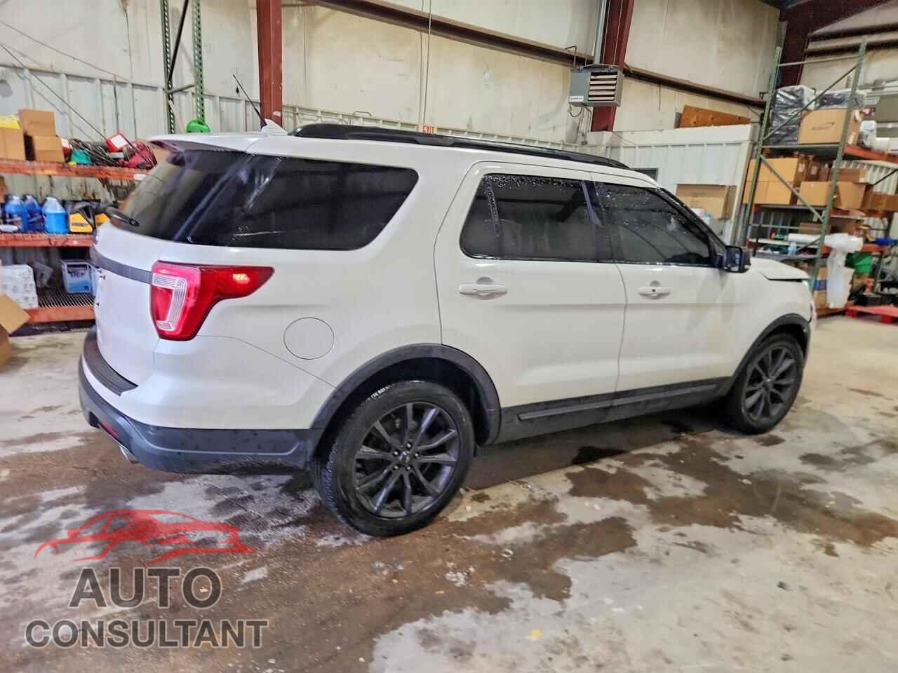 FORD EXPLORER 2018 - 1FM5K7D84JGB07145