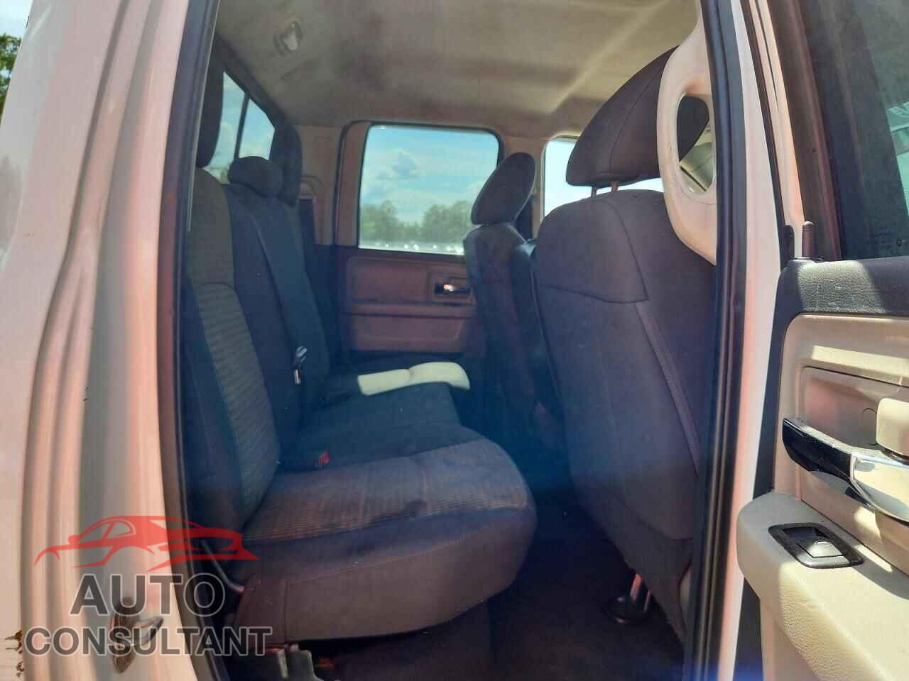 DODGE RAM 1500 2012 - 1C6RD6GP9CS225633