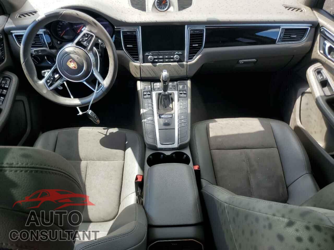 PORSCHE MACAN 2017 - WP1AA2A57HLB02010
