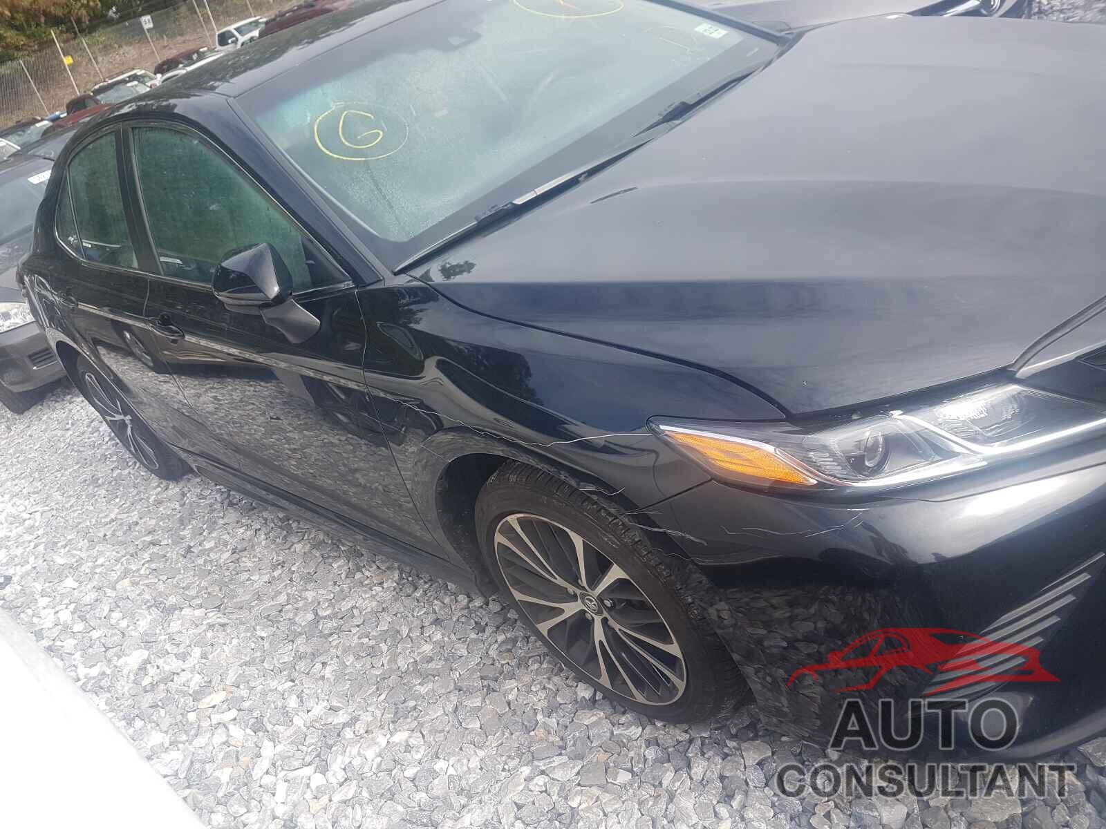 TOYOTA CAMRY 2018 - 4T1B11HKXJU529592