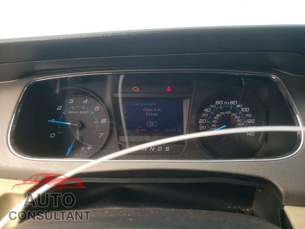 FORD TAURUS 2015 - 1FAHP2D9XFG178426