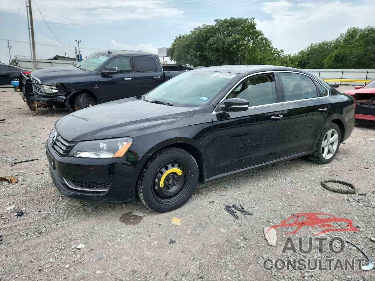 VOLKSWAGEN PASSAT 2013 - 1VWBH7A36DC078674