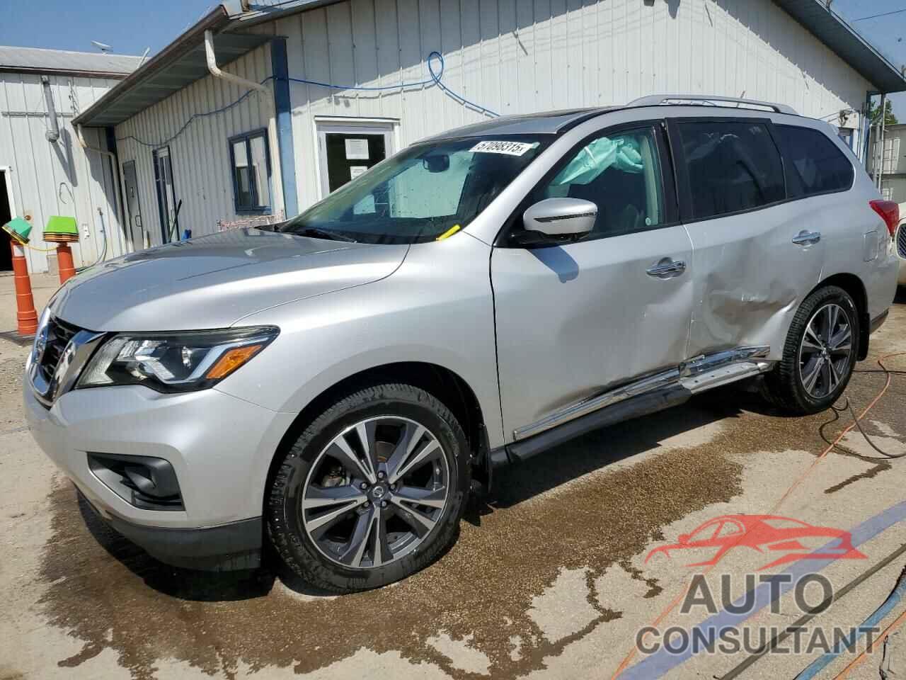 NISSAN PATHFINDER 2017 - 5N1DR2MM2HC692588