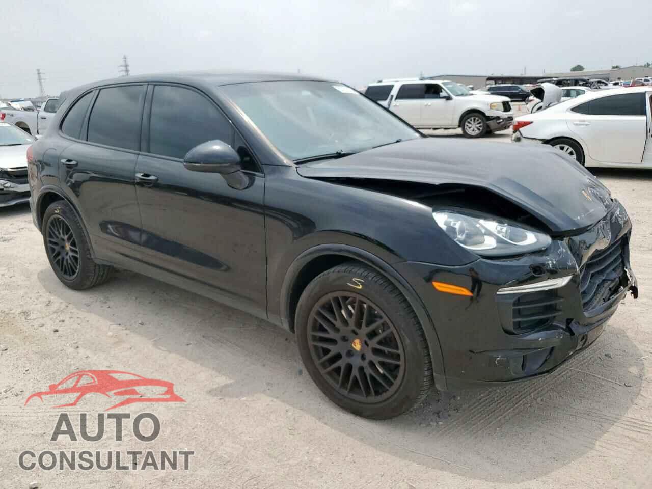 PORSCHE CAYENNE 2017 - WP1AA2A23HKA85783