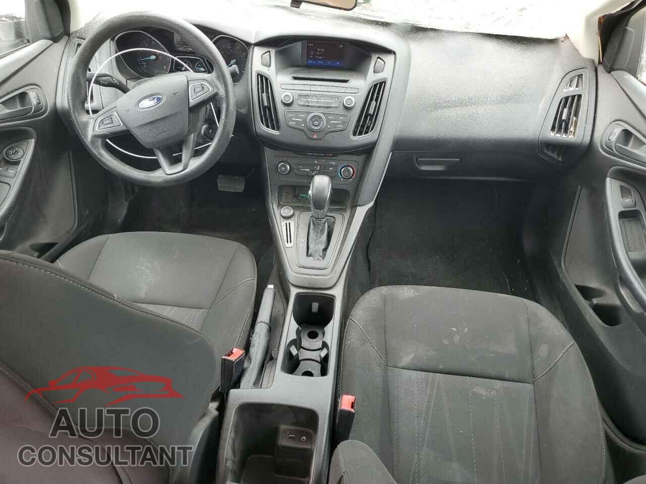 FORD FOCUS 2017 - 1FADP3E22HL274597