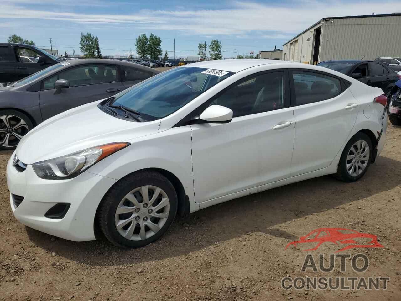 HYUNDAI ELANTRA 2013 - 5NPDH4AE4DH447371