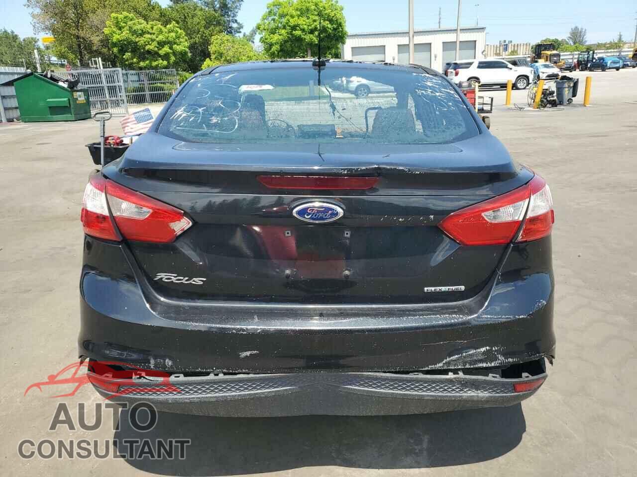 FORD FOCUS 2014 - 1FADP3E24EL129489