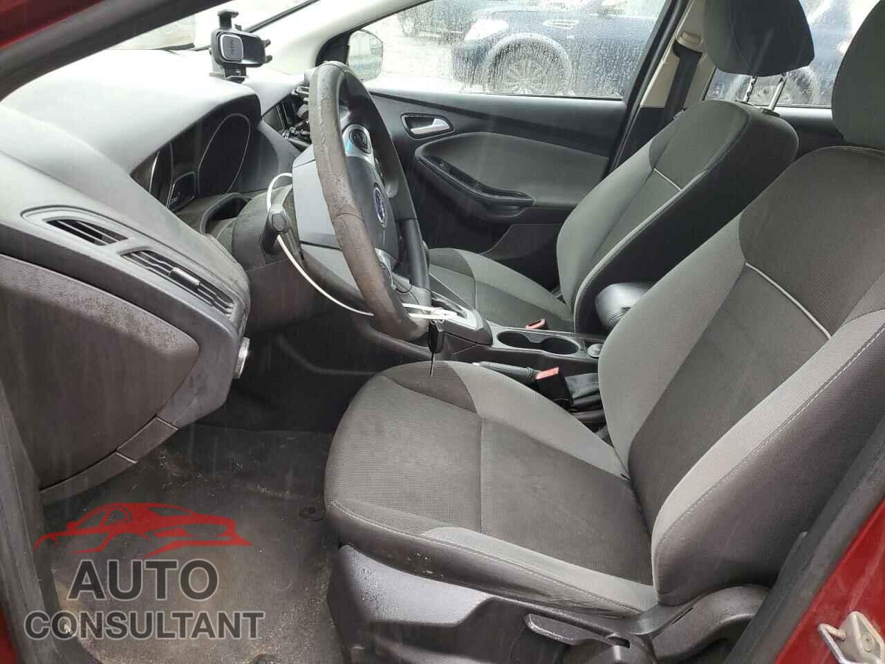 FORD FOCUS 2013 - 1FADP3F2XDL130286