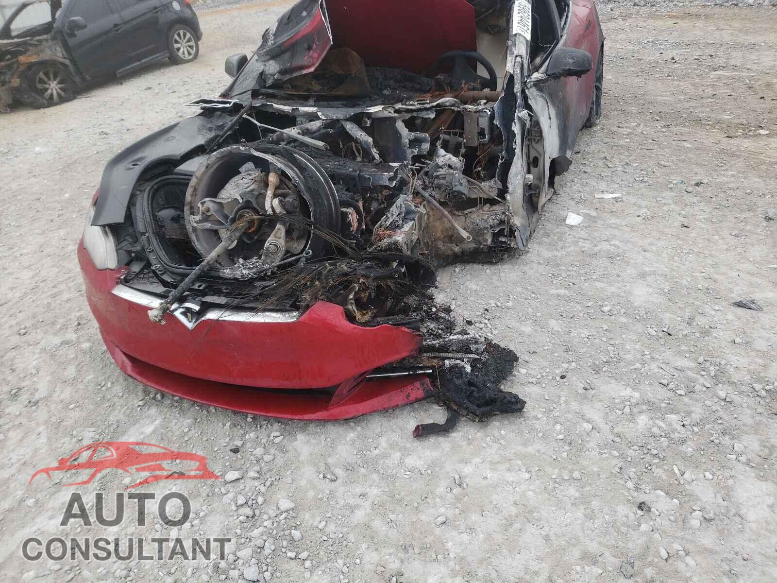 TESLA MODEL S 2017 - 5YJSA1E48HF200743